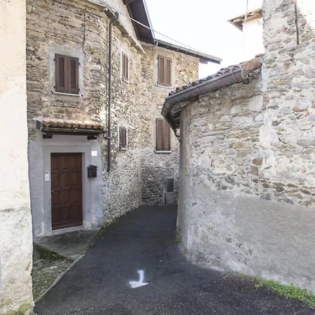 Cascina Cadorna 2 *
